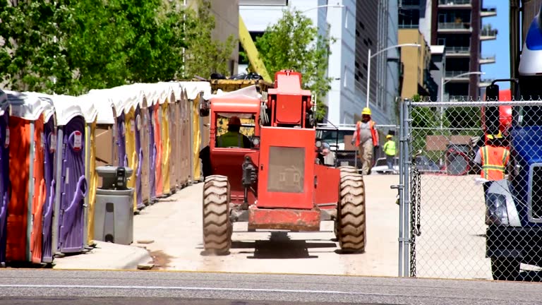 Best Deluxe Portable Toilet Rental  in Elizabethton, TN